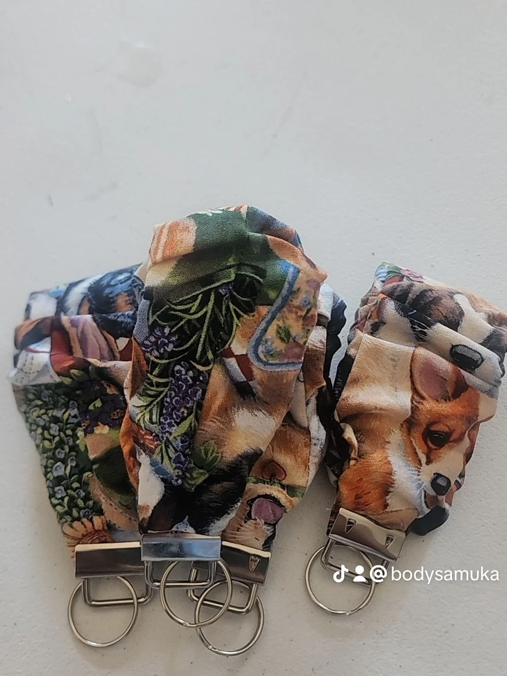 Floral & Dog Print Key Lanyard - Multicolor Keychain 4 For 25